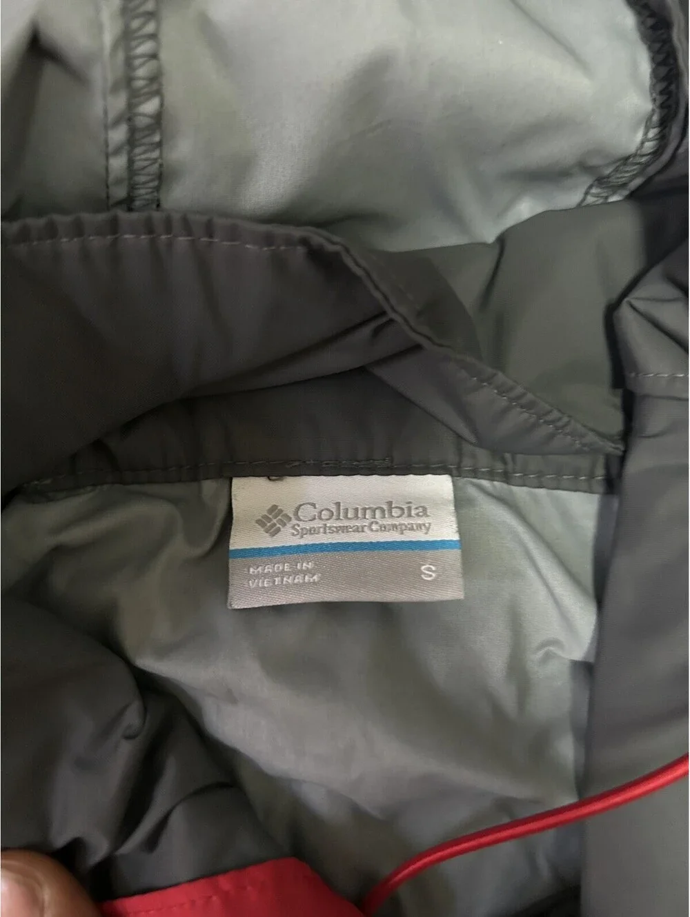 Columbia windbreaker jacket